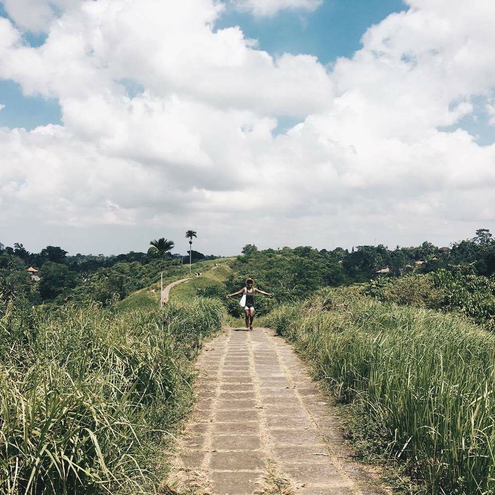 Hiking the Camphuan Ridge Walk