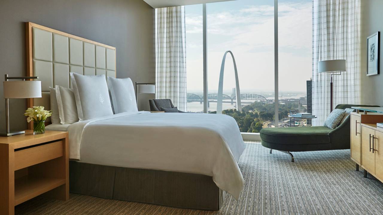 Photo courtesy of fourseasons.com/stlouis