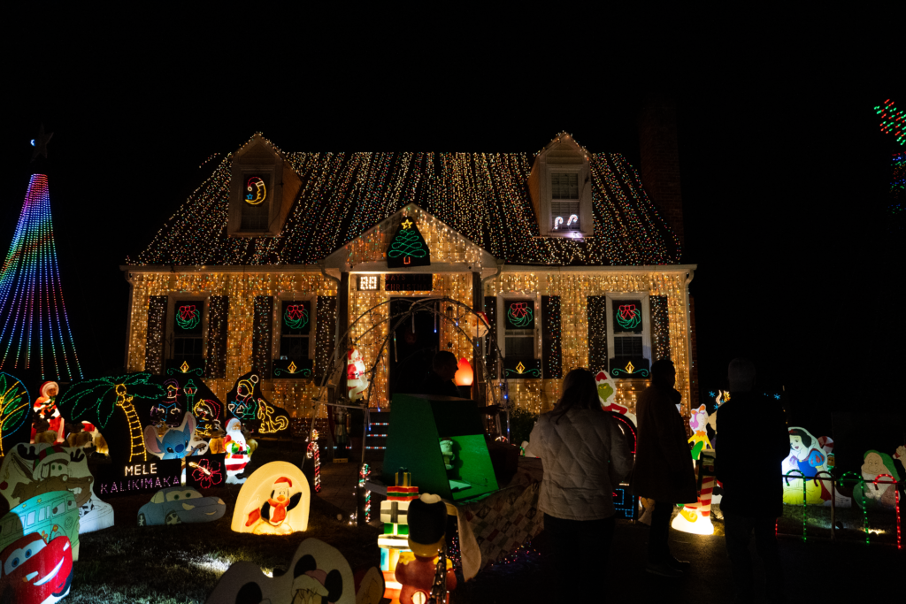 House covered in tacky lights on the tacky lights tour in Richmond, Virginia